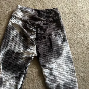 butt scrunch leggings